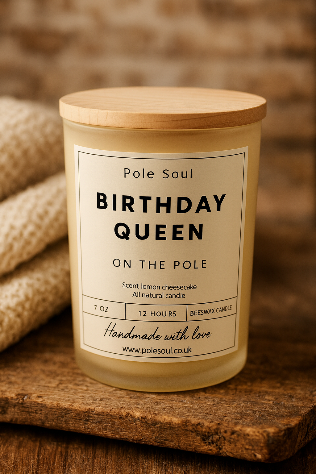 pole dancer candle, pole dance gift, scented candles for dancers, dancer gift candle, scented soy wax candle, studio ambiance candle, performance candle, luxury candle gift set, eco friendly candle, clean burning candle, beeswax candle