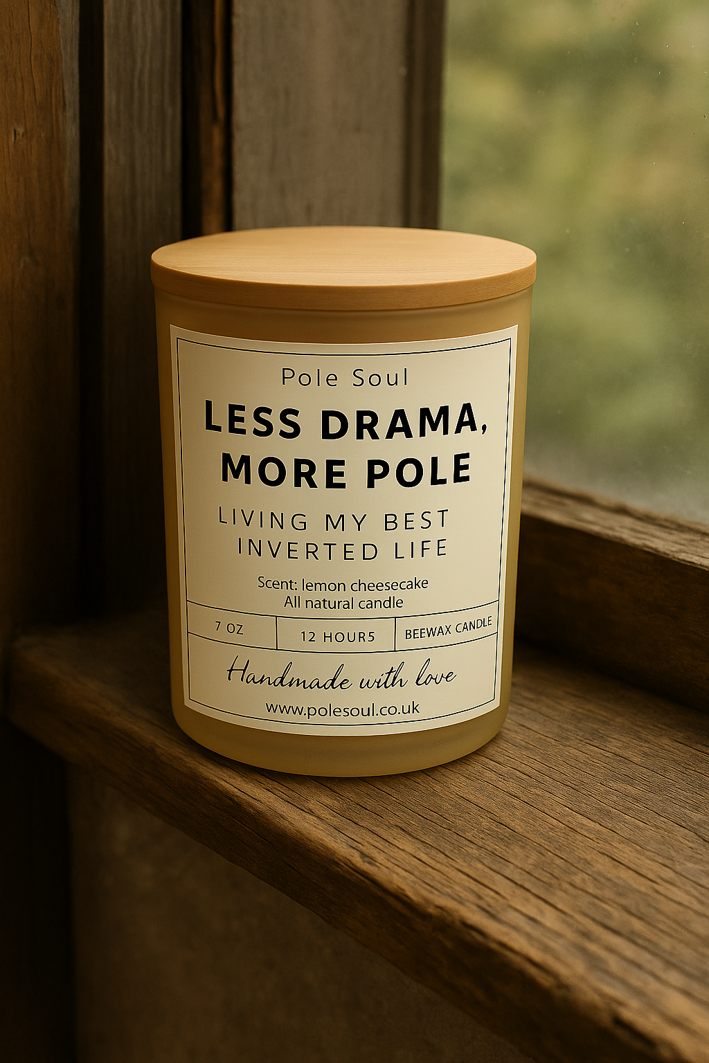 pole dancer candle, pole dance gift, scented candles for dancers, dancer gift candle, scented soy wax candle, studio ambiance candle, performance candle, luxury candle gift set, eco friendly candle, clean burning candle, beeswax candle