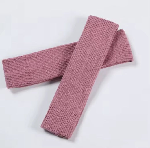 Pole Dance Leg Warmers, Pole Dance Outfit, pole dance leg warmers collection. Knitted wool thigh high leg warmers in pink for pole dance.